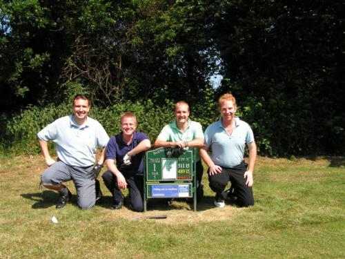 GOLF DAY - JUNE 2006 - photo 11 (pictures\PICT3963.JPG)